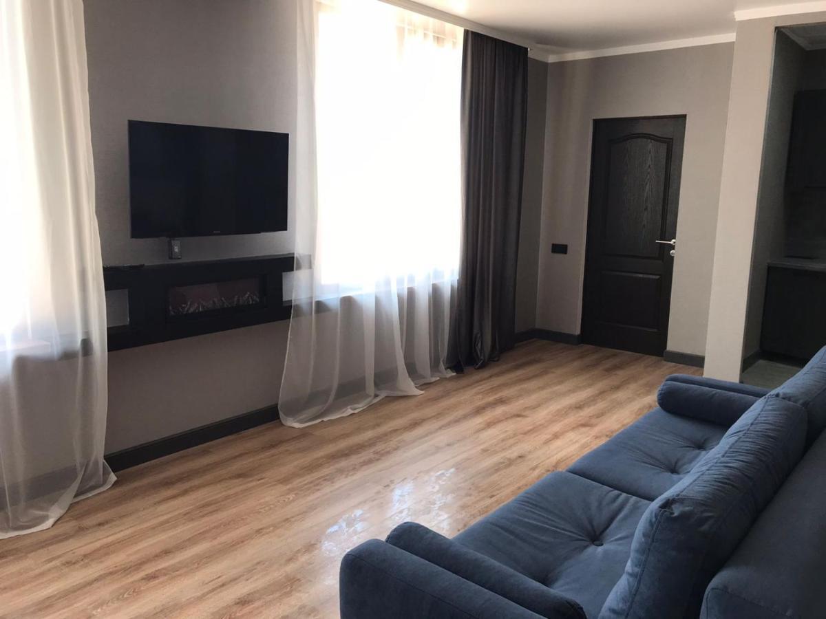 Гостевой Дом София 400 М До Моря Gagra Dış mekan fotoğraf