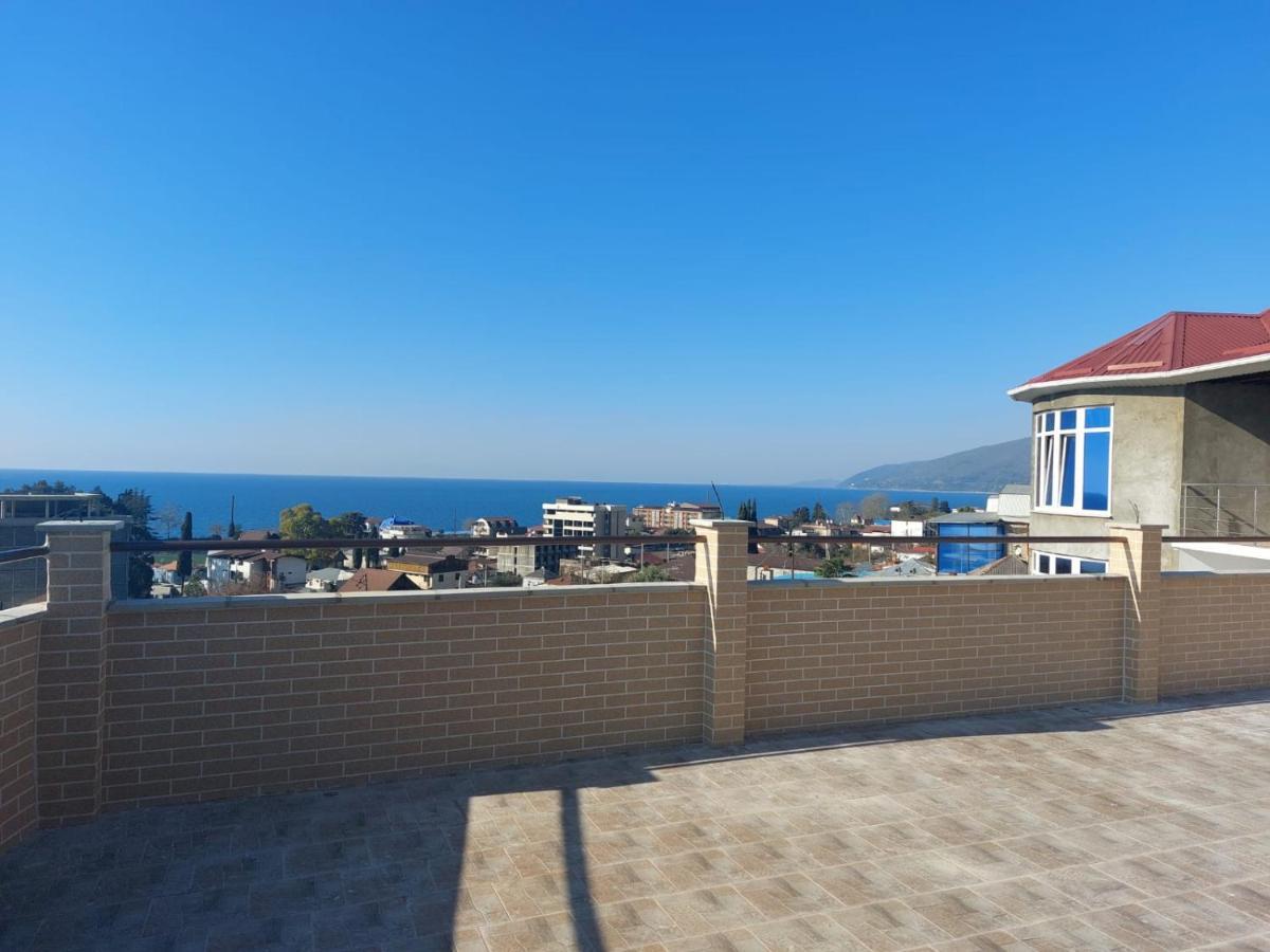 Гостевой Дом София 400 М До Моря Gagra Dış mekan fotoğraf